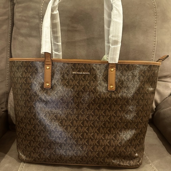 MICHAEL Michael Kors Handbags - Michael Kors Logo Carter Large Top Zip Tote Bag